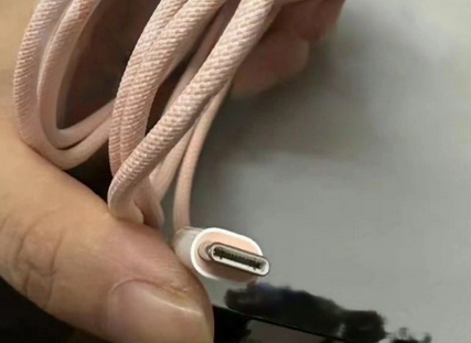 利津苹果15维修店分享iPhone15USB-C数据线长啥样